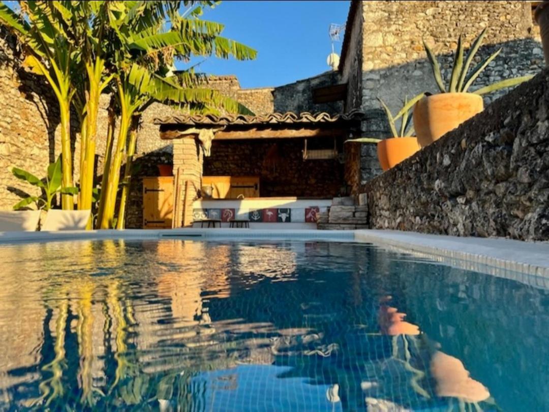 Chez Les Filles Bed & Breakfast Dions Dış mekan fotoğraf